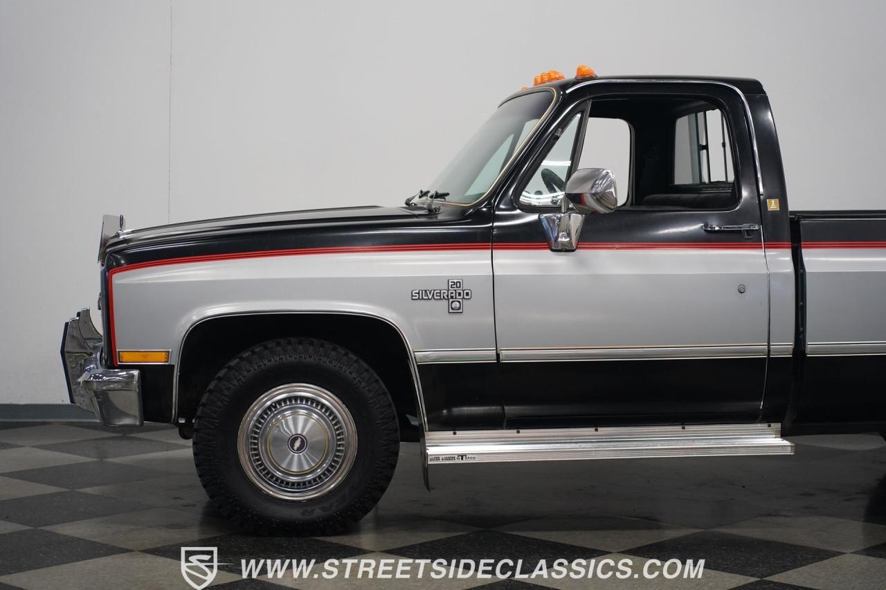 1984 Chevrolet C20 Camper Special