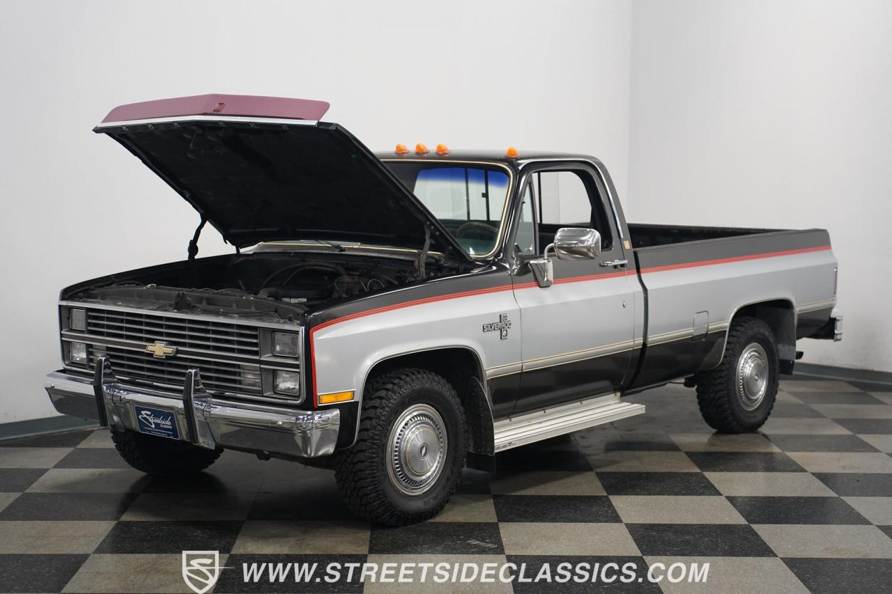 1984 Chevrolet C20 Camper Special