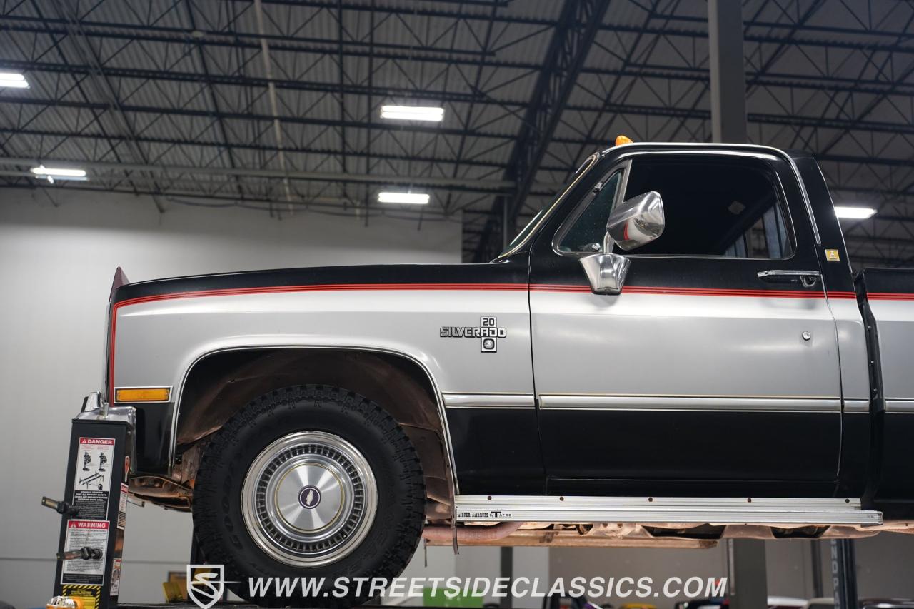 1984 Chevrolet C20 Camper Special