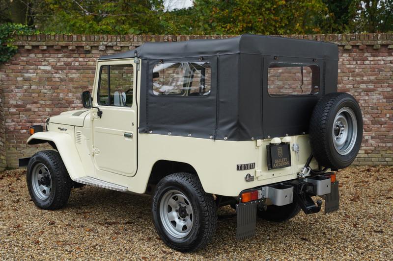 1978 Toyota FJ40 Land Cruiser Soft top PETROL