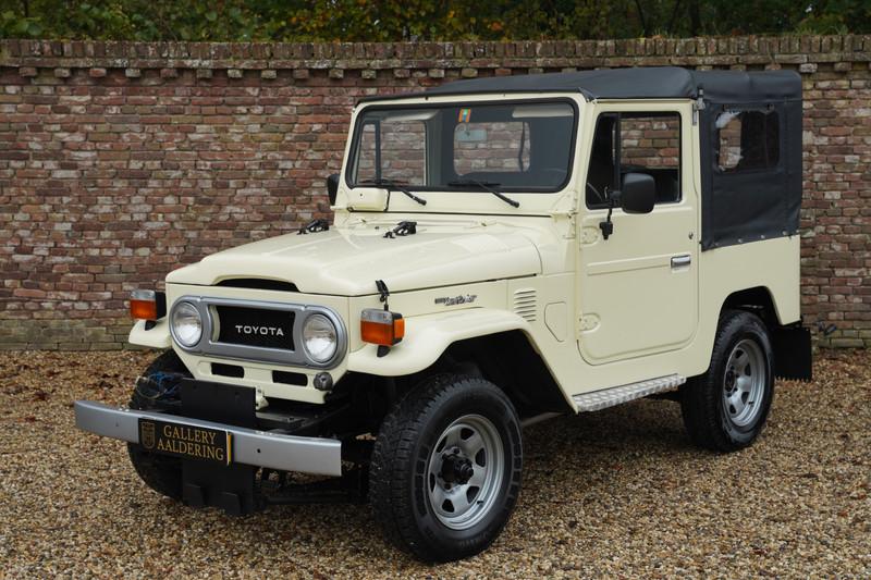 1978 Toyota FJ40 Land Cruiser Soft top PETROL