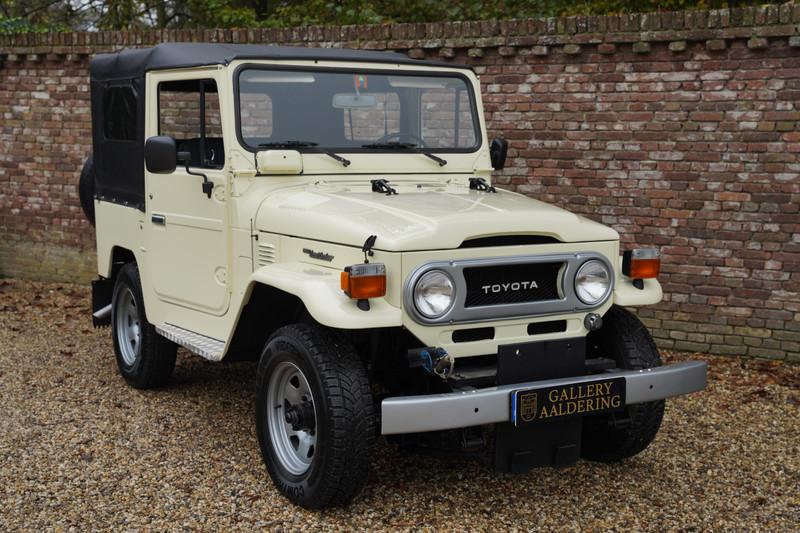 1978 Toyota FJ40 Land Cruiser Soft top PETROL