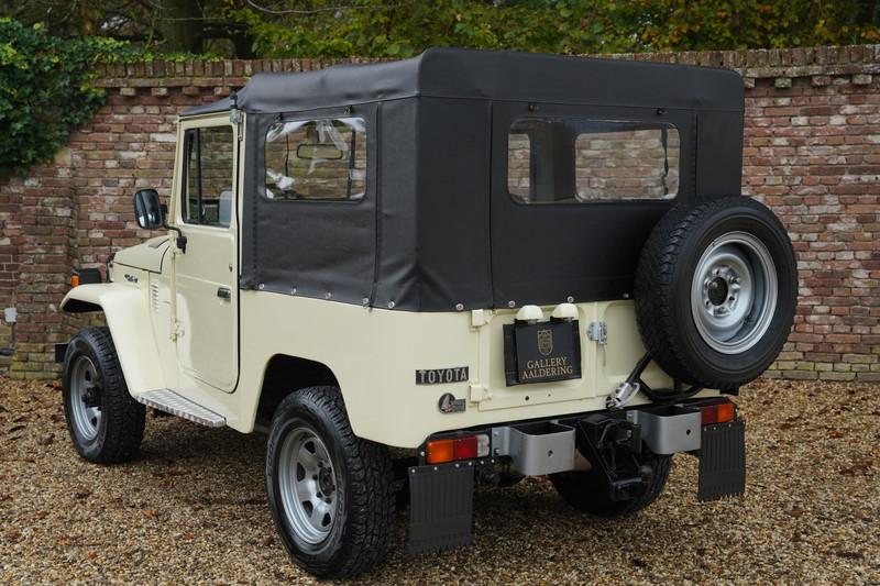 1978 Toyota FJ40 Land Cruiser Soft top PETROL