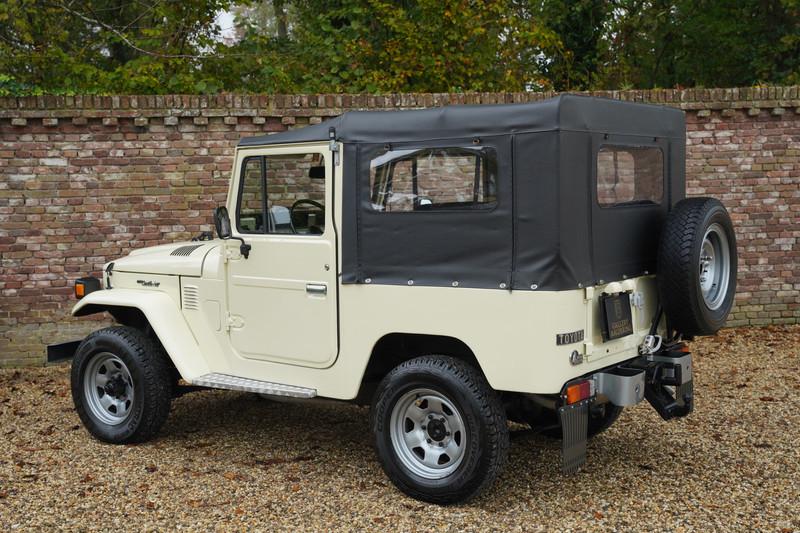 1978 Toyota FJ40 Land Cruiser Soft top PETROL