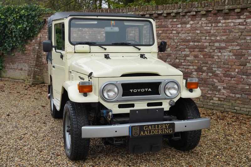 1978 Toyota FJ40 Land Cruiser Soft top PETROL