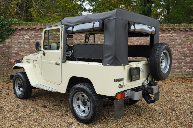 1978 Toyota FJ40 Land Cruiser Soft top PETROL