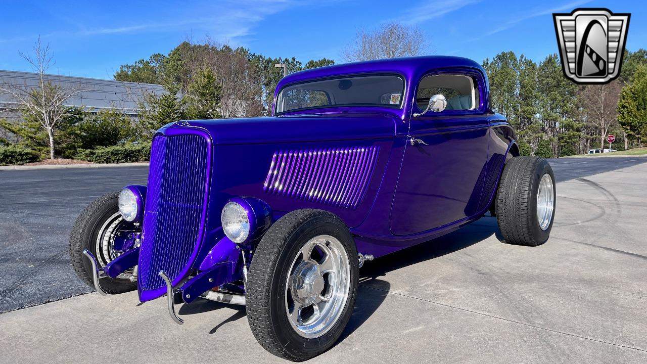 1933 Ford 3 Window