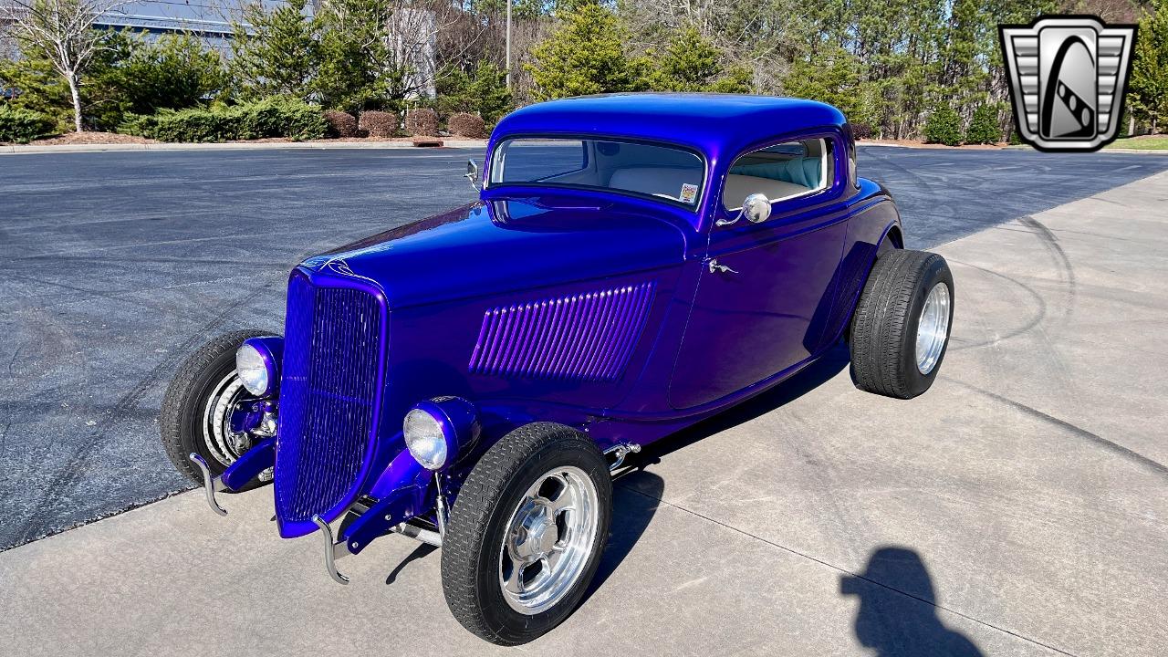 1933 Ford 3 Window