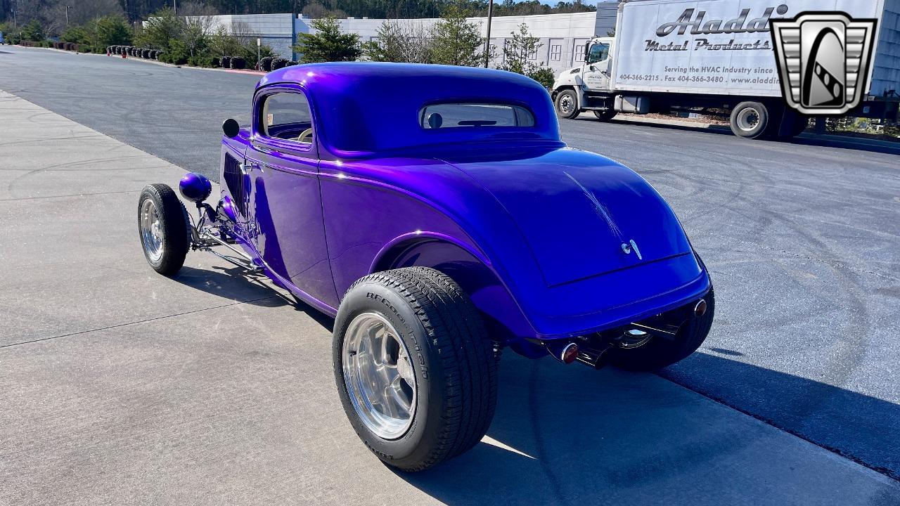 1933 Ford 3 Window