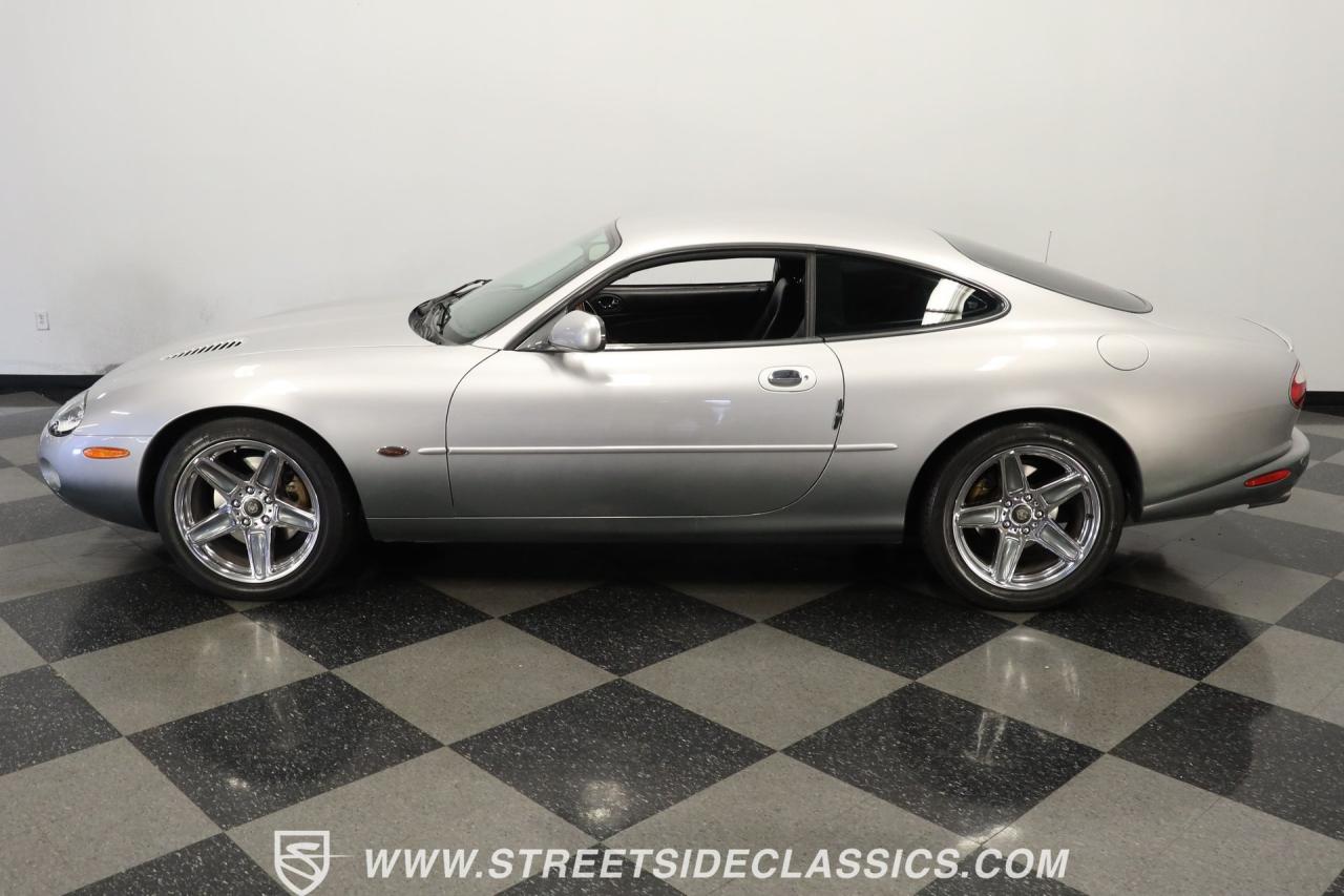 2002 Jaguar XKR Supercharged