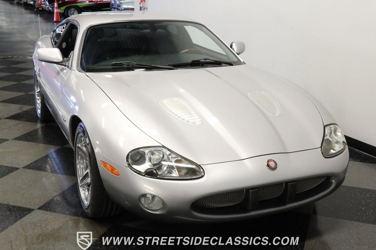 2002 Jaguar XKR Supercharged