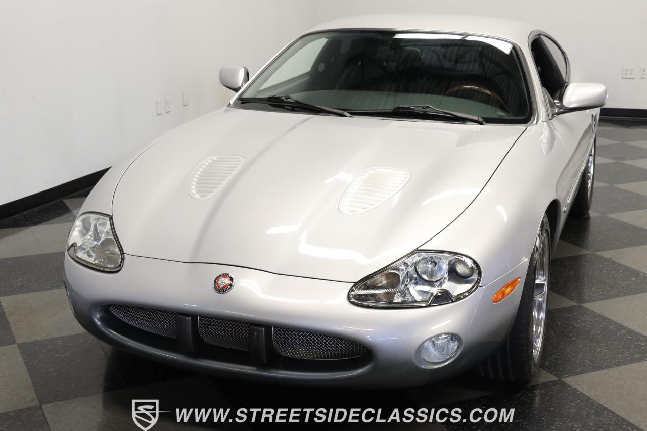 2002 Jaguar XKR Supercharged