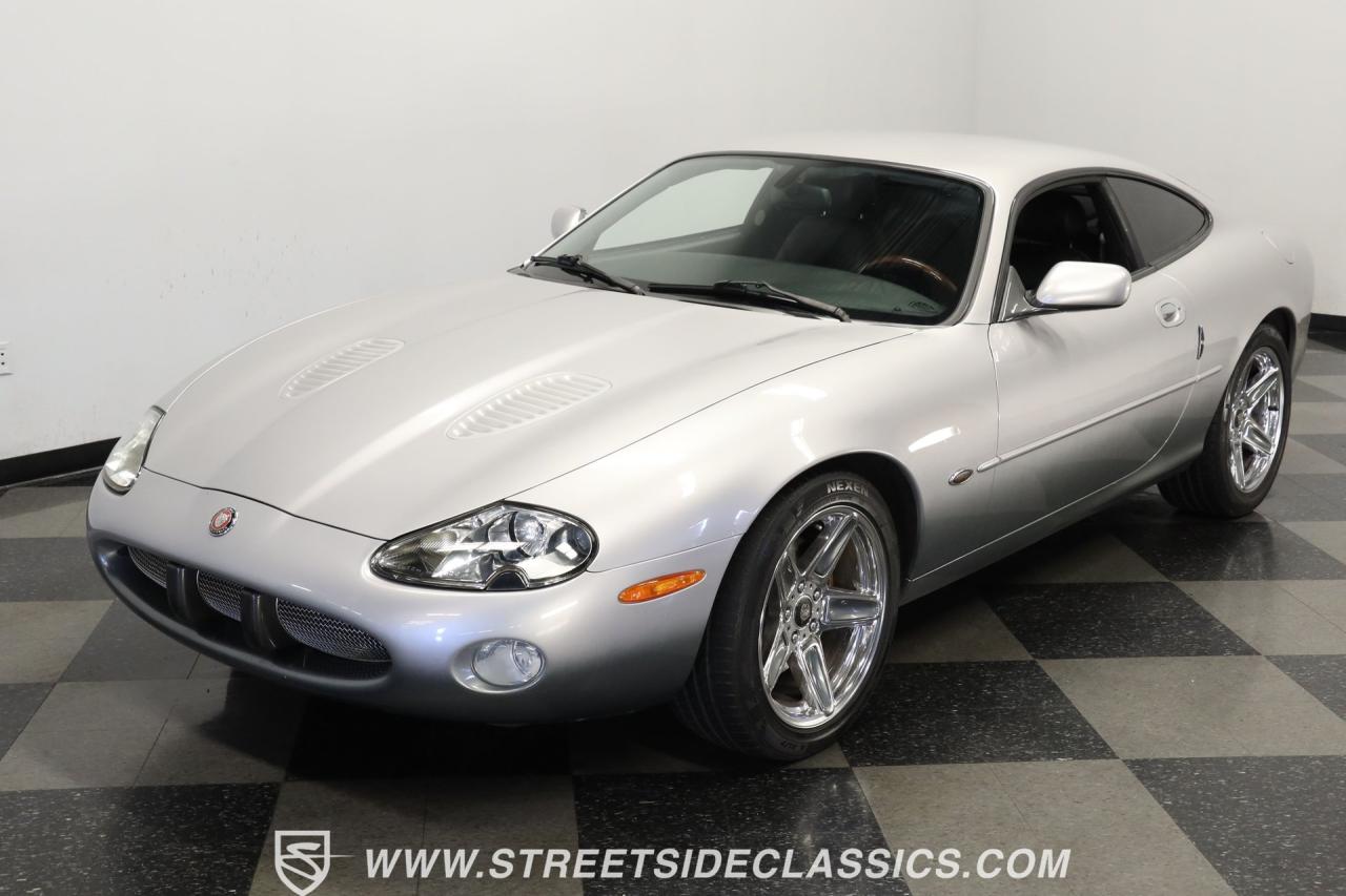 2002 Jaguar XKR Supercharged