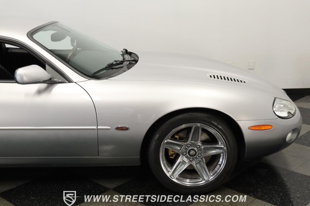 2002 Jaguar XKR Supercharged