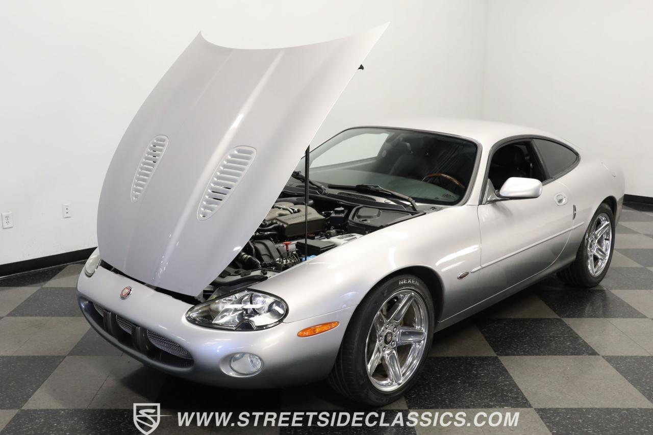 2002 Jaguar XKR Supercharged