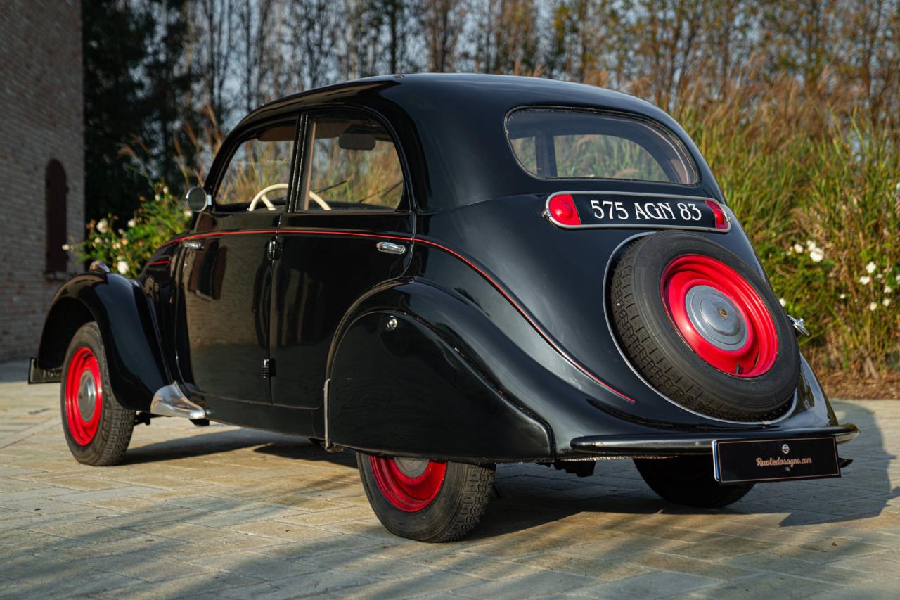 1949 Peugeot 202