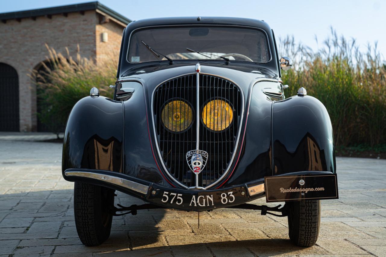 1949 Peugeot 202