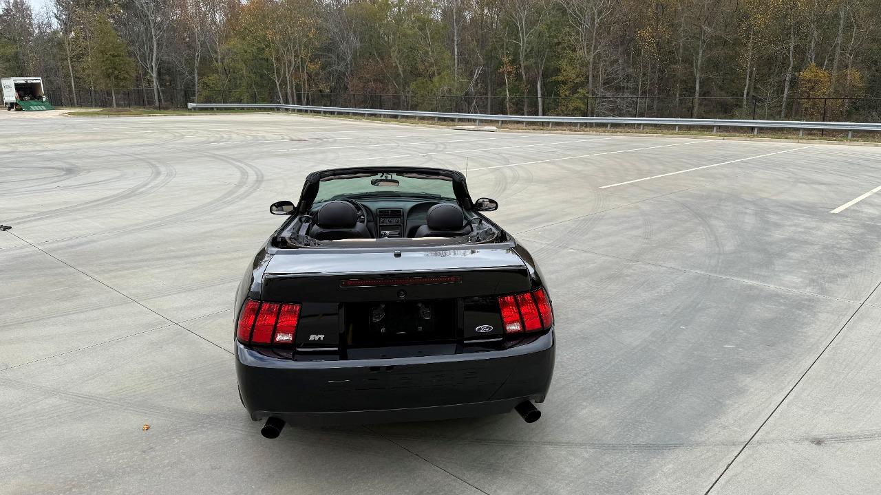 2003 Ford Mustang