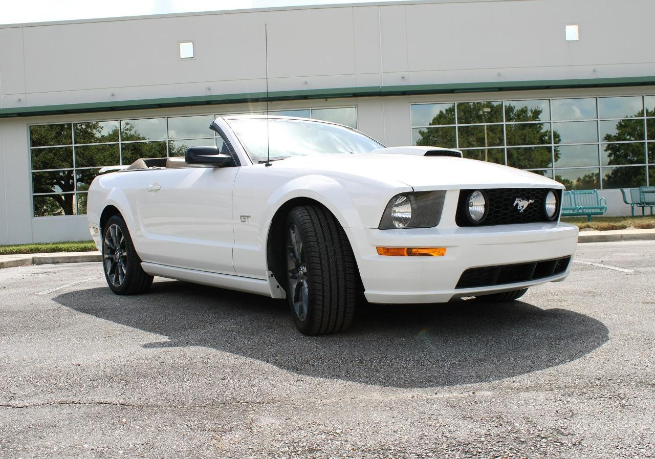 2007 Ford Mustang