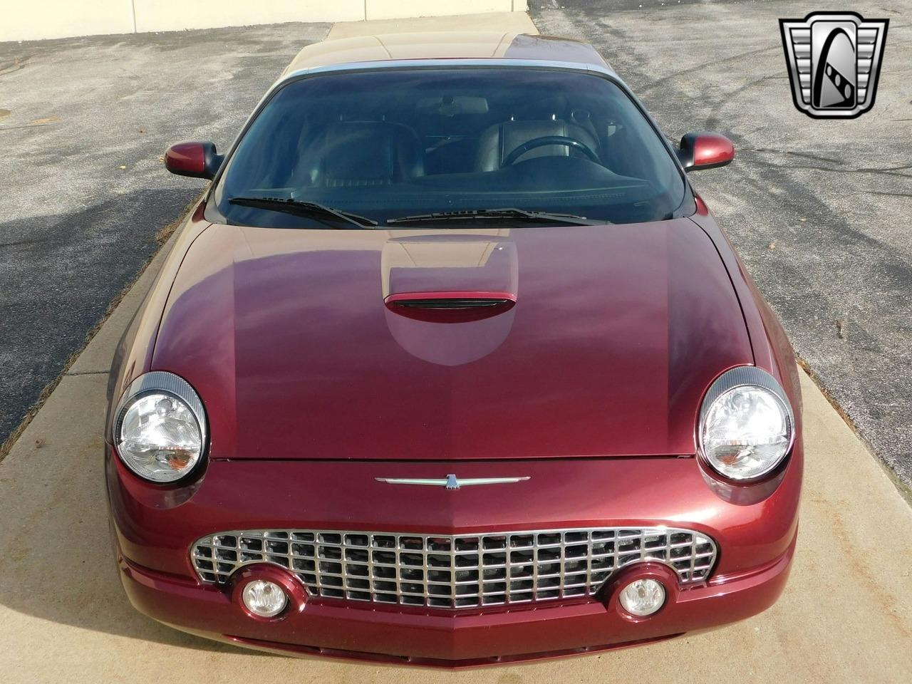 2004 Ford Thunderbird