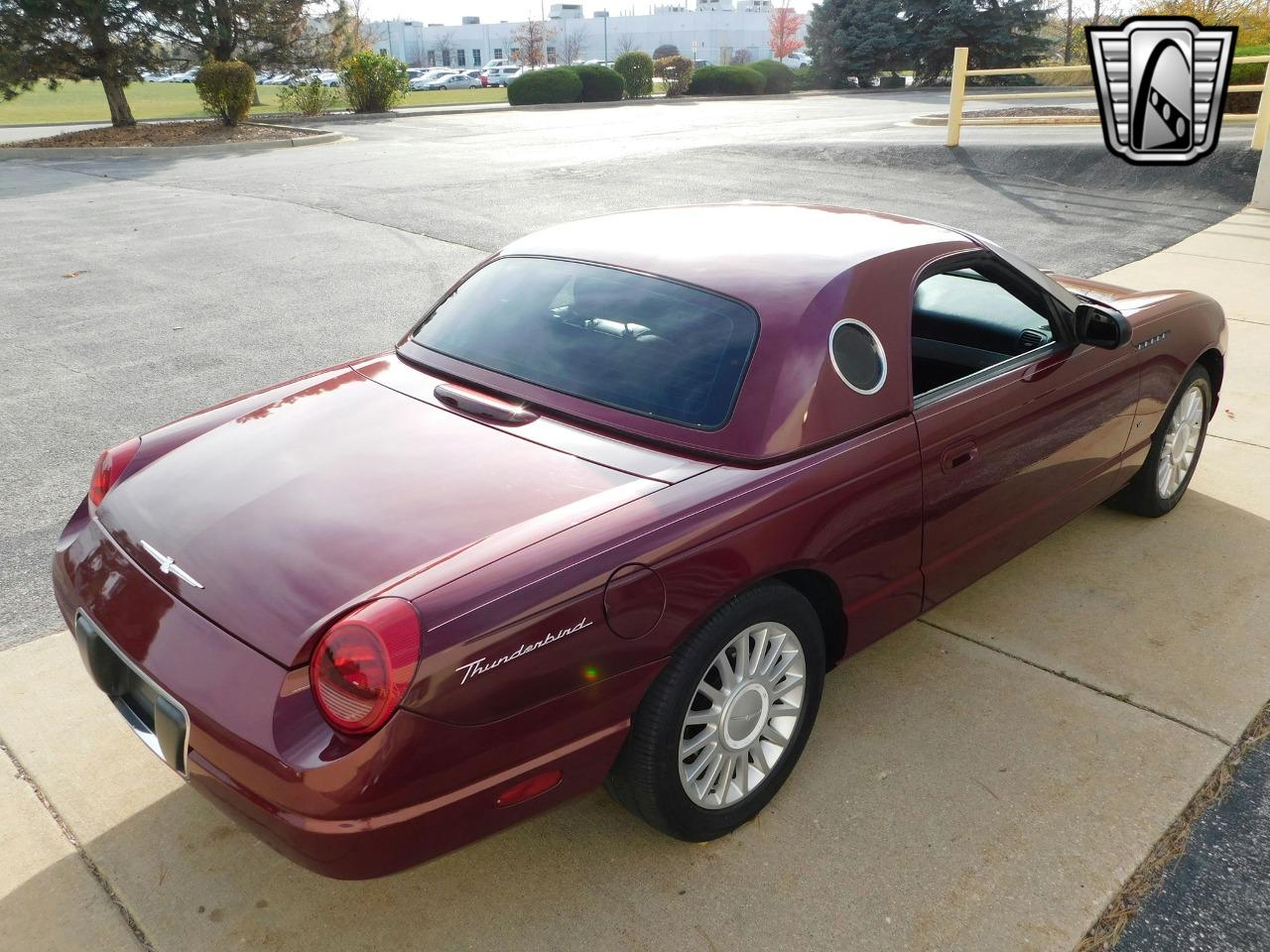 2004 Ford Thunderbird