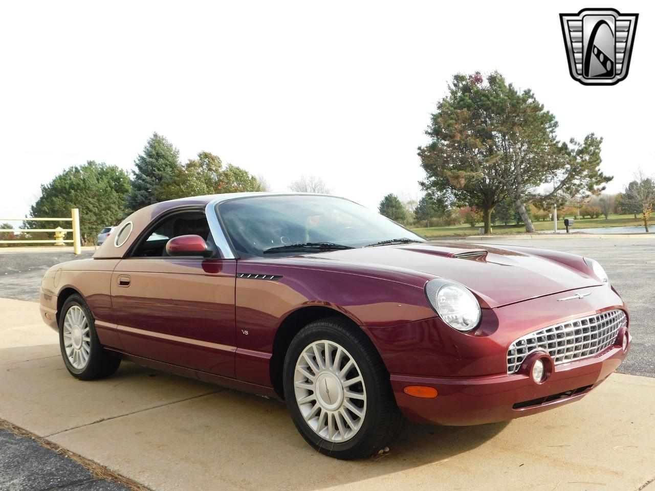 2004 Ford Thunderbird