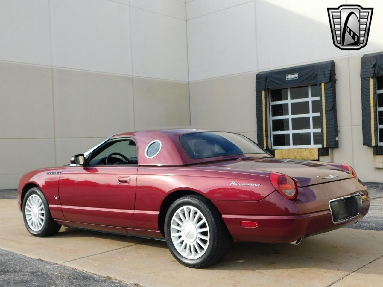 2004 Ford Thunderbird