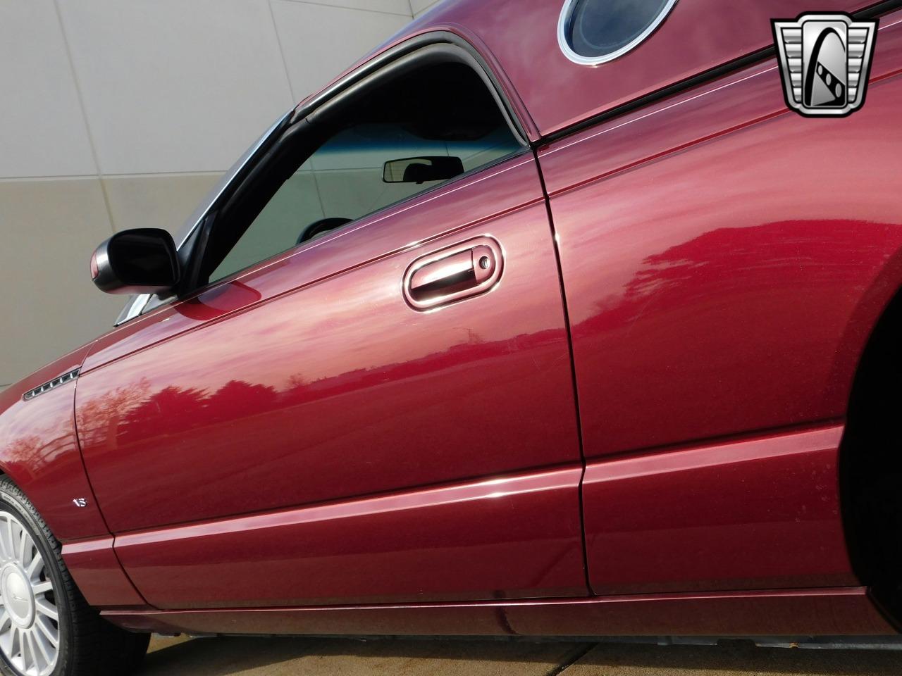 2004 Ford Thunderbird