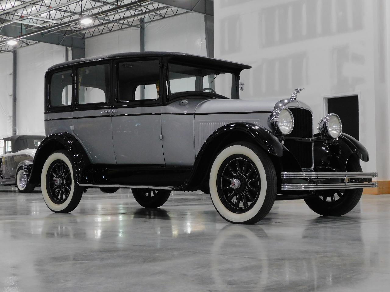 1928 Studebaker Dictator