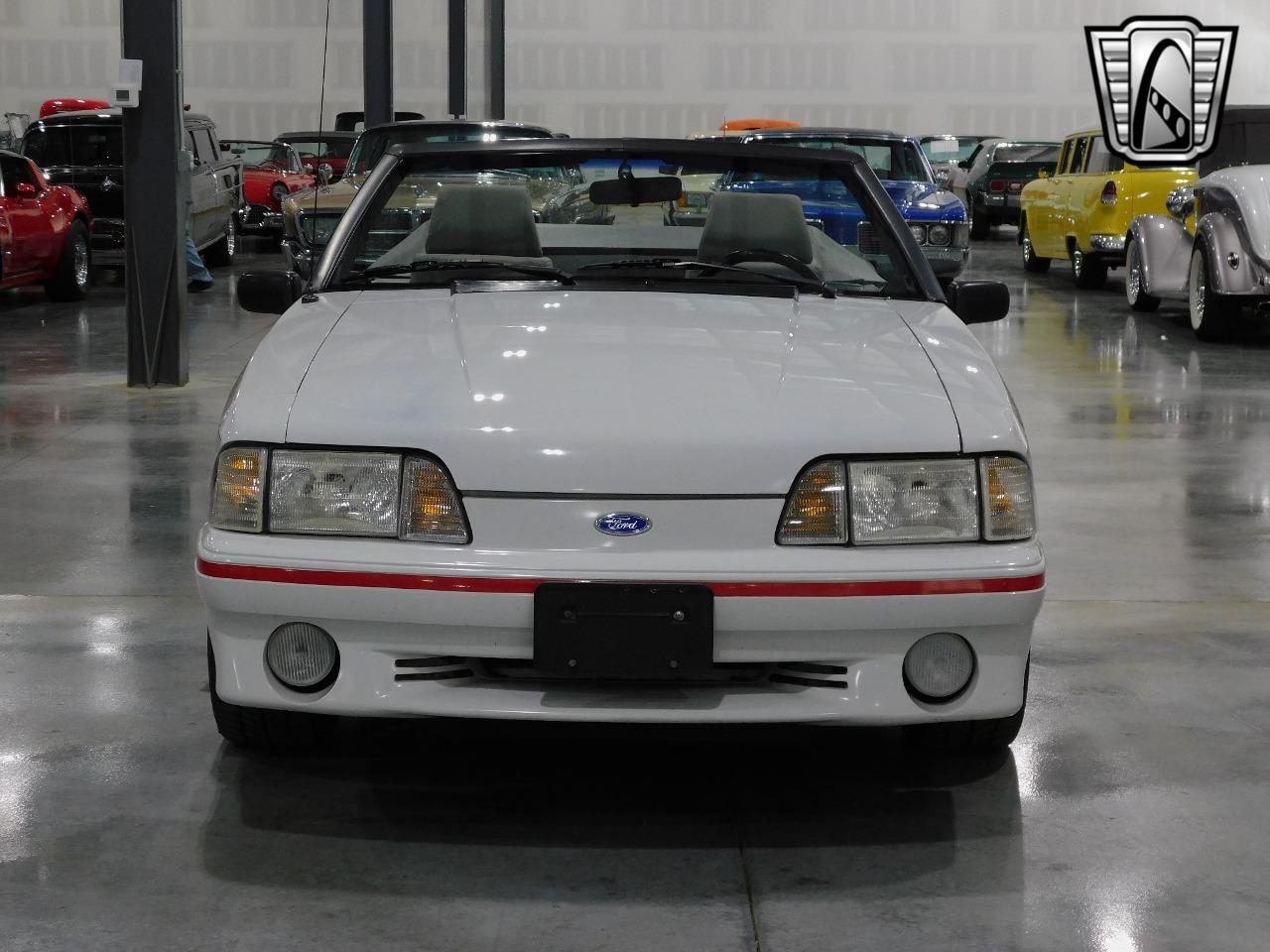 1990 Ford Mustang