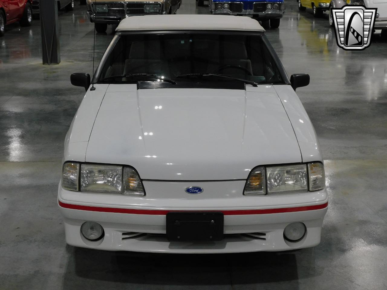 1990 Ford Mustang