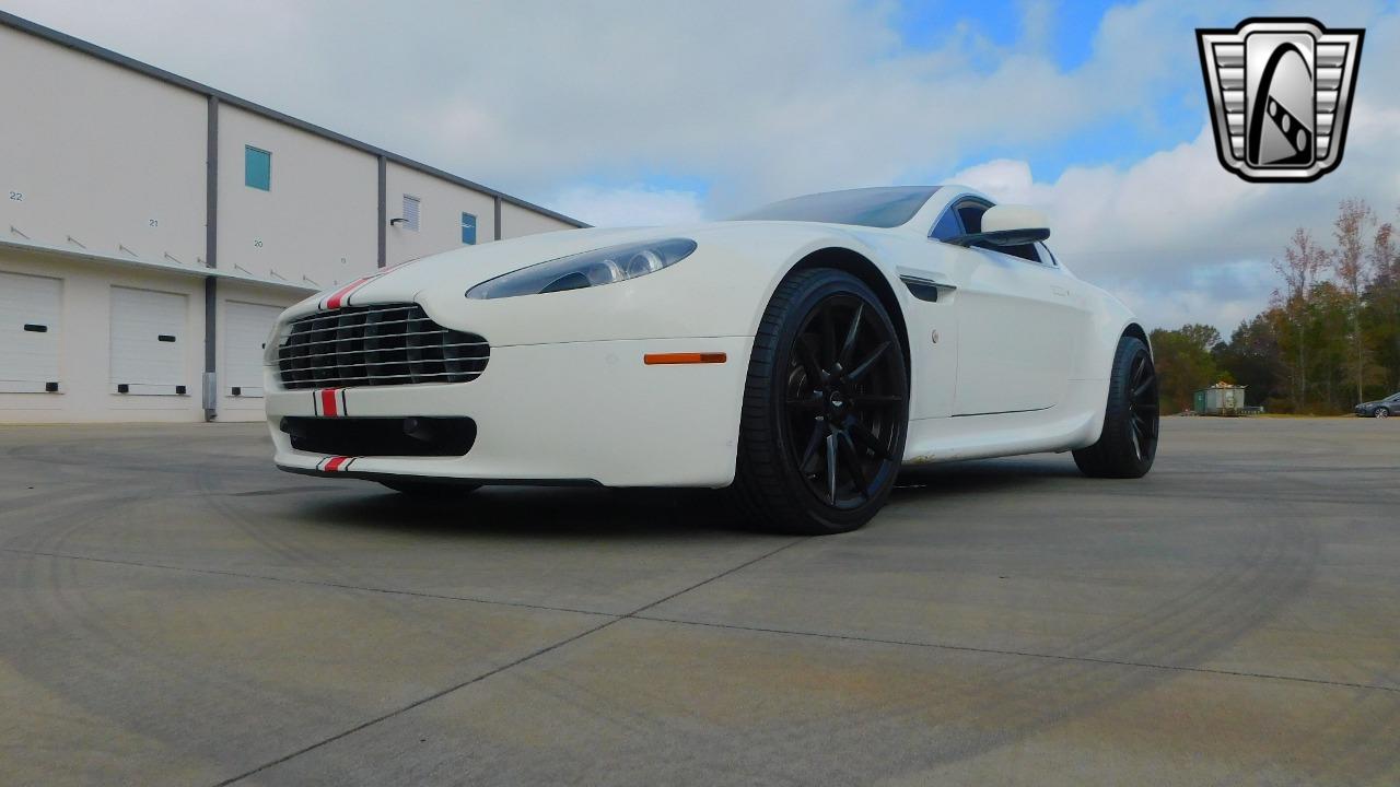 2011 Aston Martin Vantage