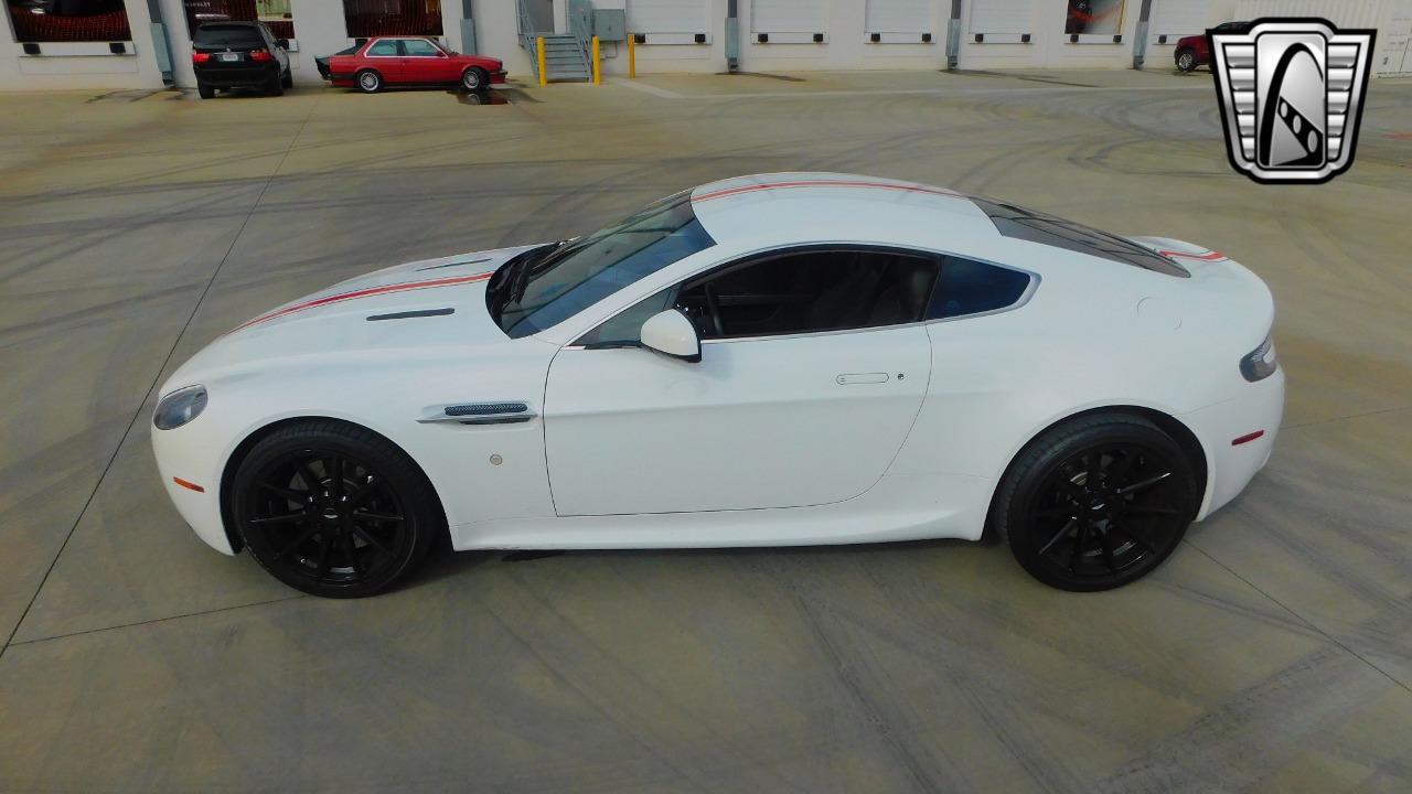 2011 Aston Martin Vantage