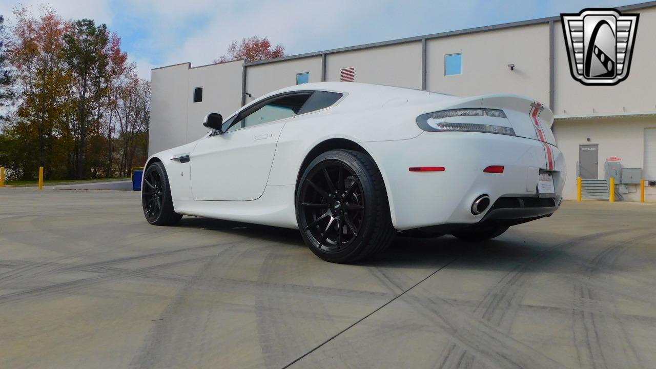 2011 Aston Martin Vantage