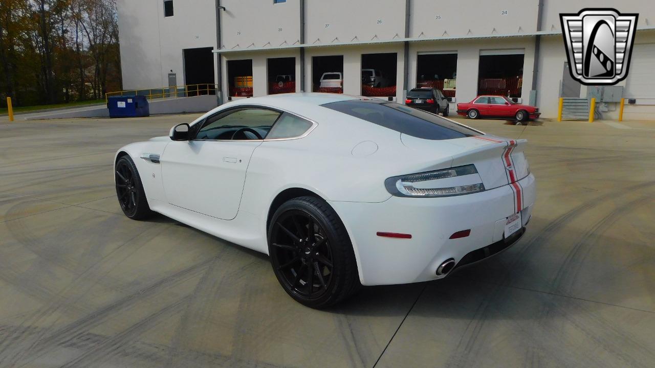 2011 Aston Martin Vantage