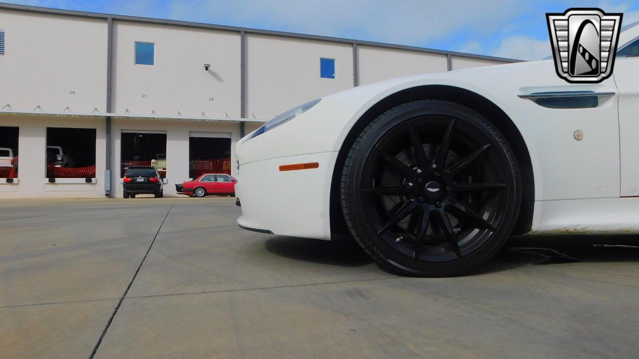 2011 Aston Martin Vantage