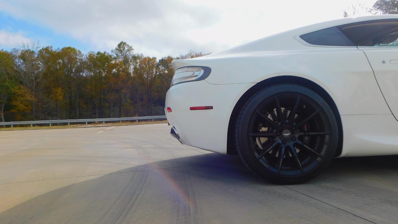 2011 Aston Martin Vantage