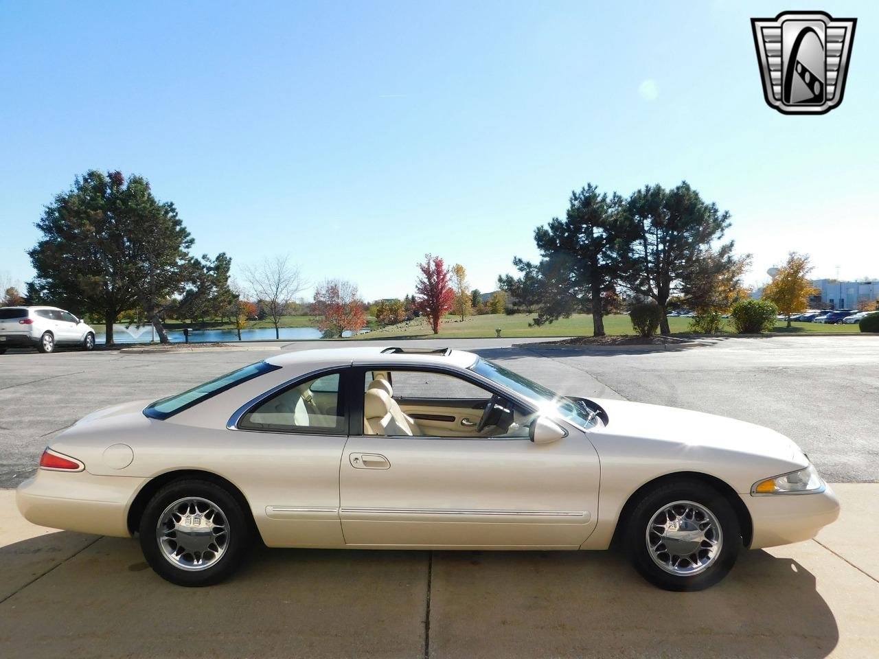 1998 Lincoln Mark VIII