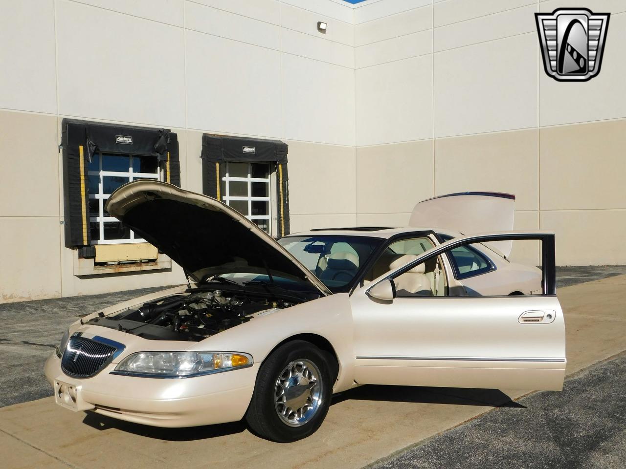 1998 Lincoln Mark VIII