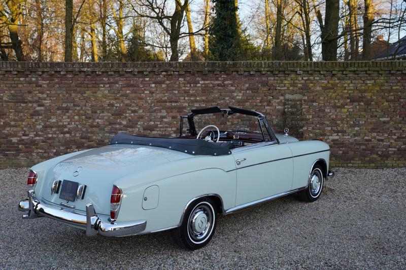 1958 Mercedes - Benz 220 S Convertible