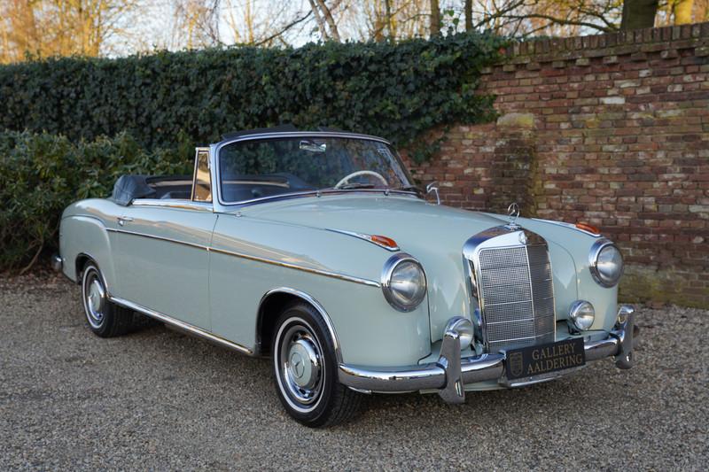 1958 Mercedes - Benz 220 S Convertible