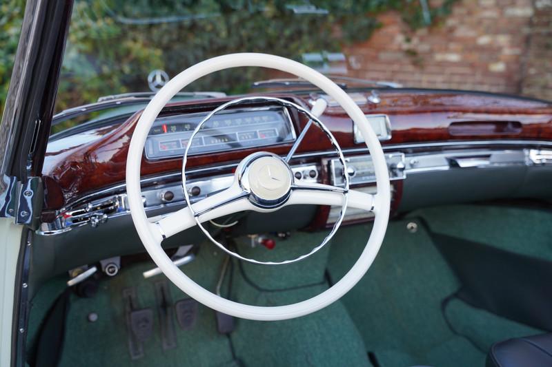 1958 Mercedes - Benz 220 S Convertible