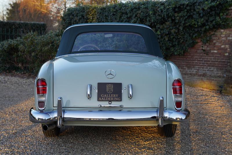 1958 Mercedes - Benz 220 S Convertible