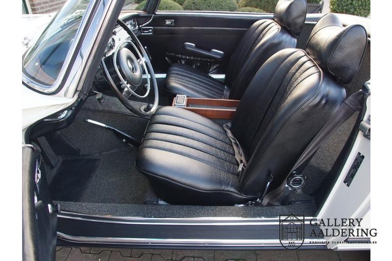 1970 Mercedes - Benz SL 280 Pagode