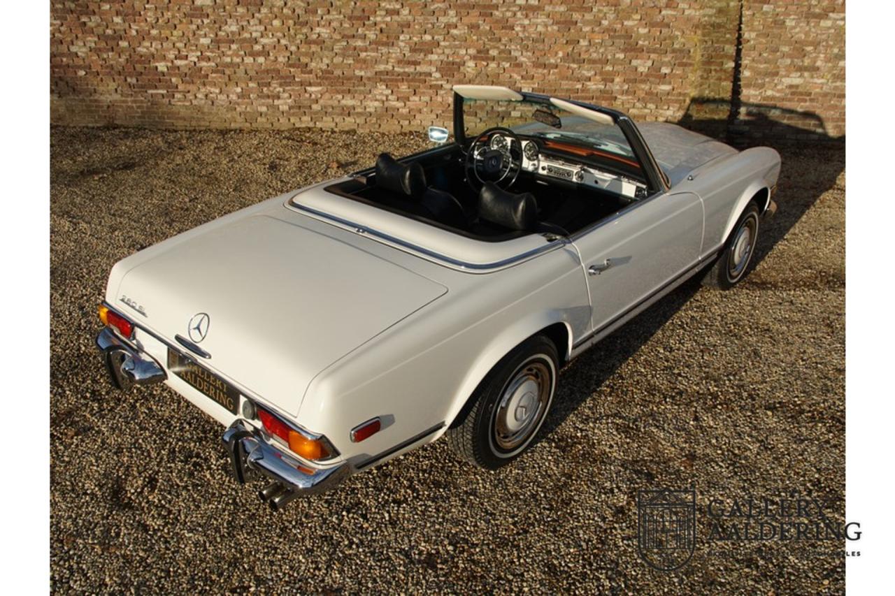 1970 Mercedes - Benz SL 280 Pagode