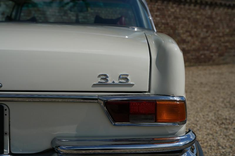 1970 Mercedes - Benz 280 SE 3.5 W111