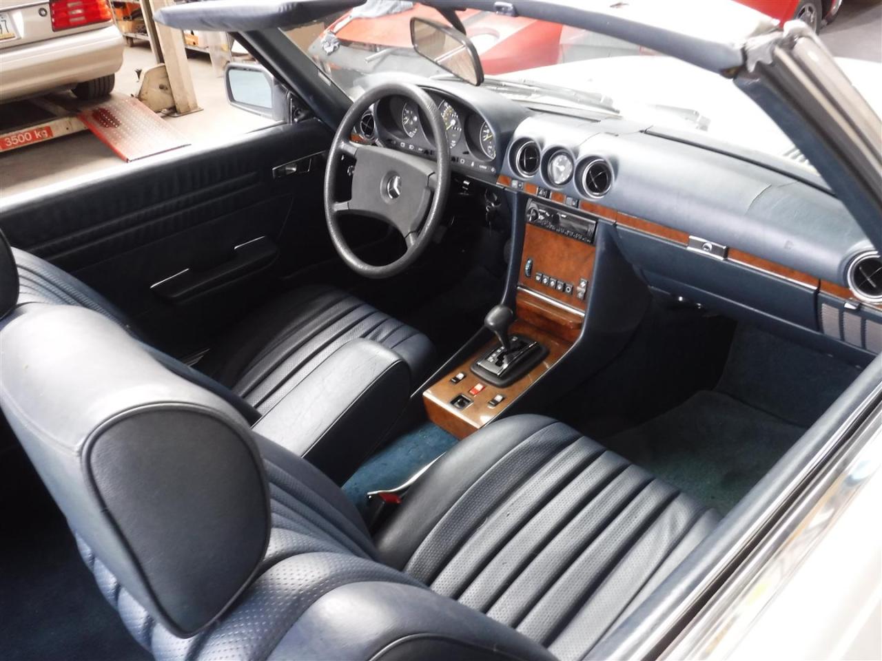 1984 Mercedes - Benz 380SL Roadster 15033