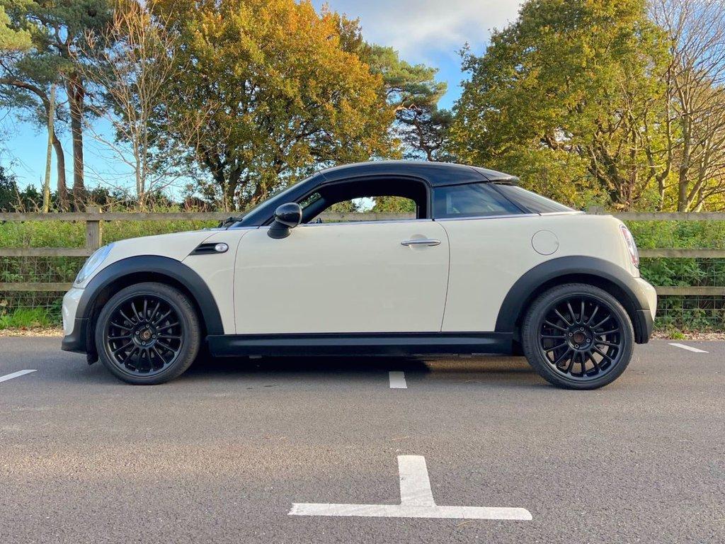 2011 Mini 2011 61 COUPE Cooper