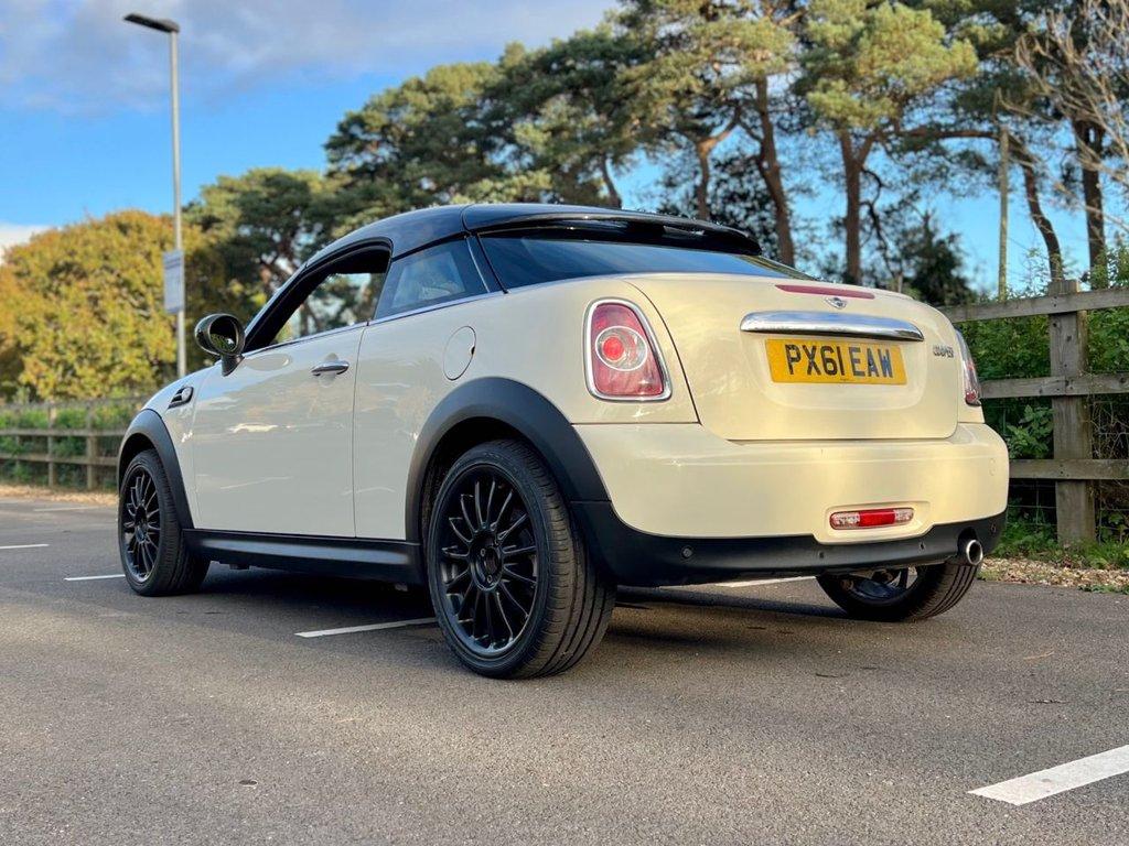 2011 Mini 2011 61 COUPE Cooper