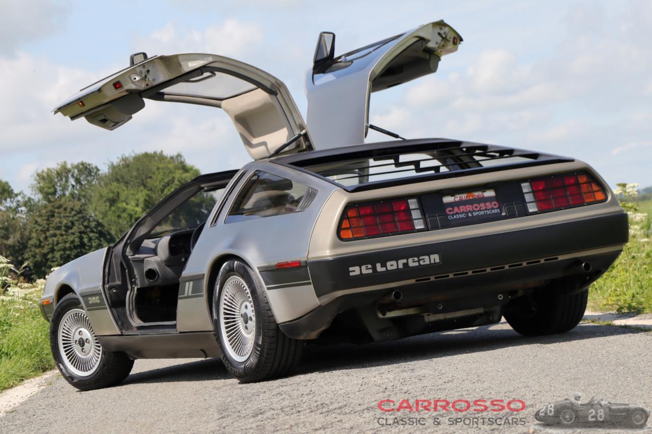 1981 DeLorean DMC-12